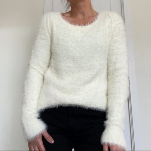 Joe Fresh Fuzzy White Sweater - Picture 1 of 6